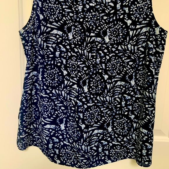 Lovely blouse by NYDJ - Picture 4 of 4